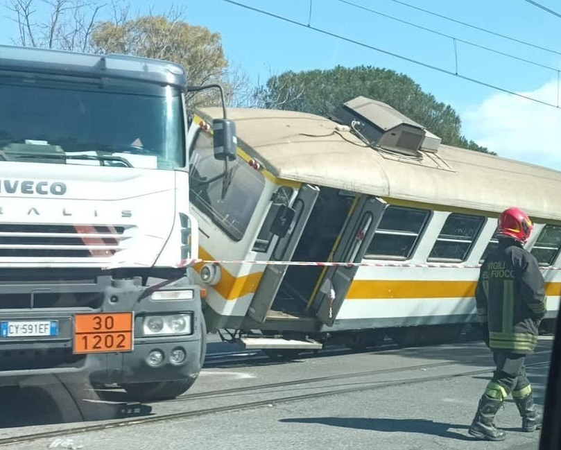 Incidente Su Via Casilina, Traffico Deviato - Radio Roma Capitale