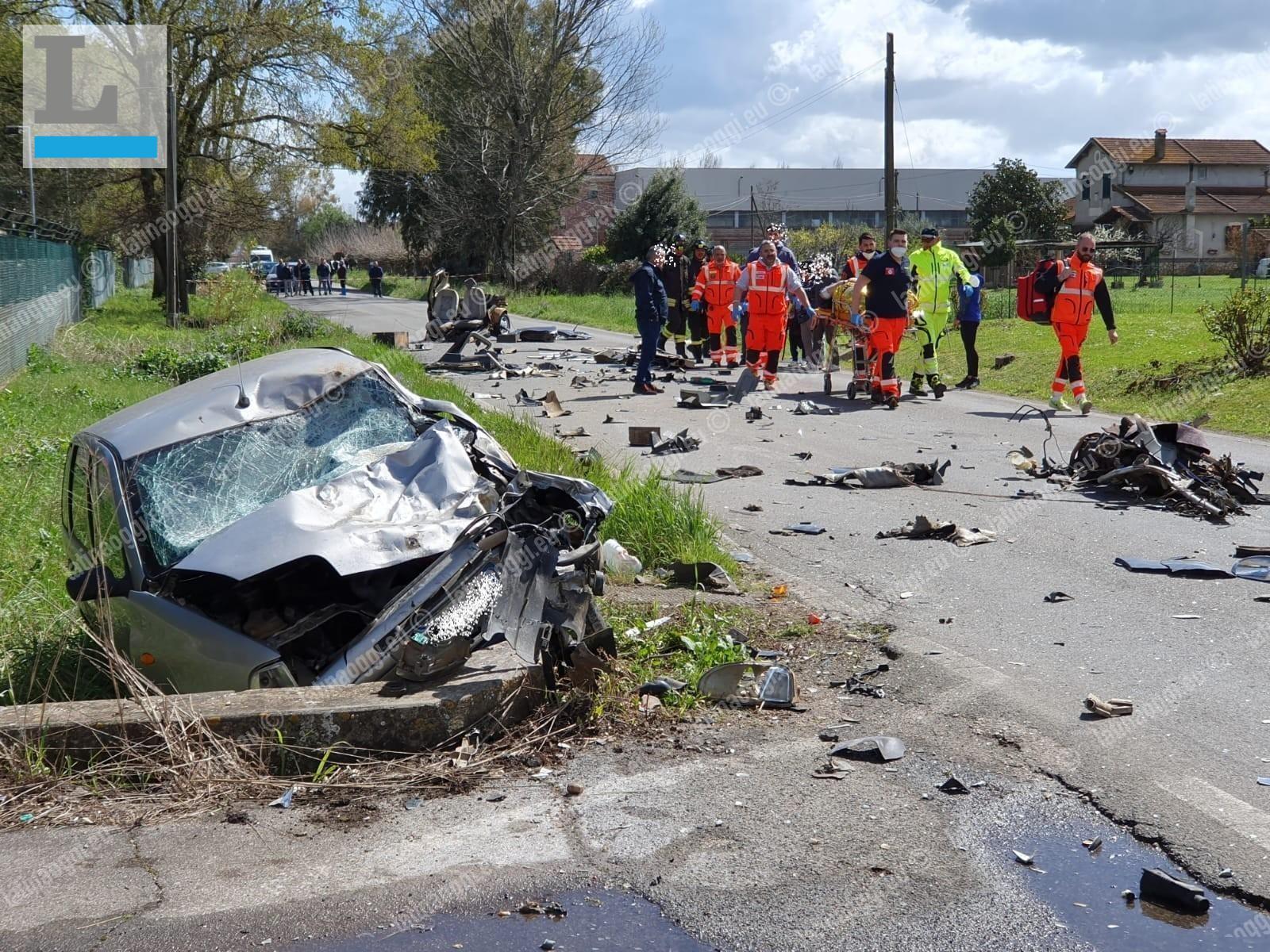 Incidente tra auto e microcar a Sermoneta, tre feriti gravi